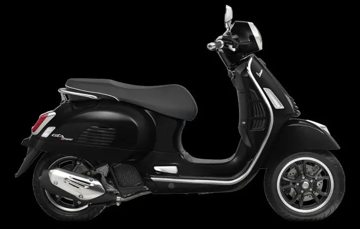 2023-Models Vespa GTS-150-Super-Black