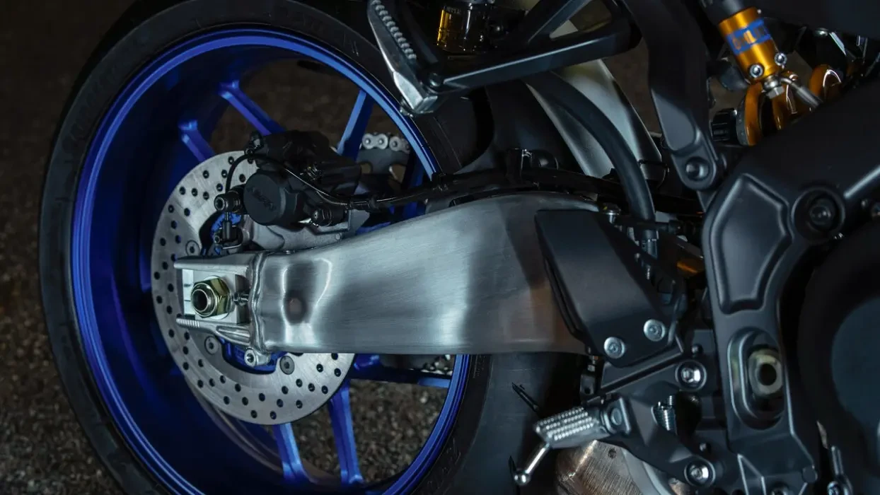 Detail image of Yamaha MT 09 SP in Icon Colourway, rear swingarm