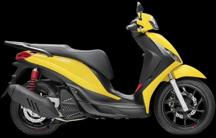 2023-Models Piaggio Medley-150-S-Giallo-Sole