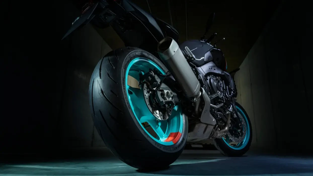 Detail image of Yamaha MT-10 in Cyan colourway, rear wheel and tyre