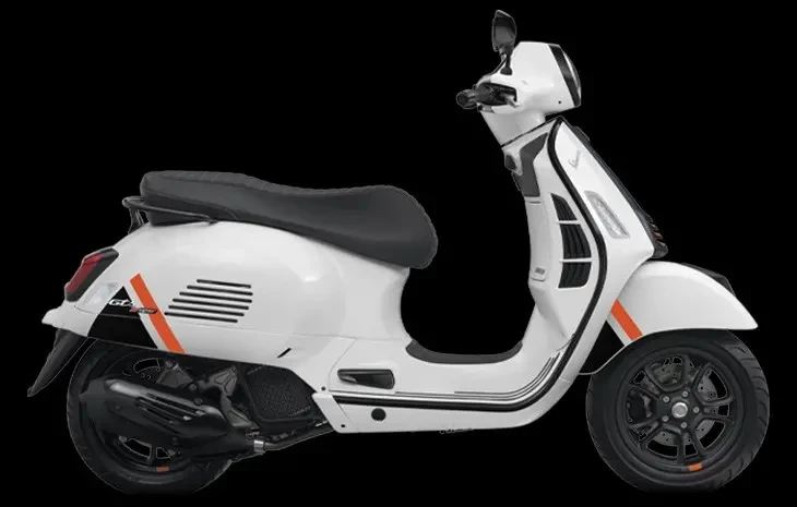 2023-Models Vespa GTS-Super-White-Stripe