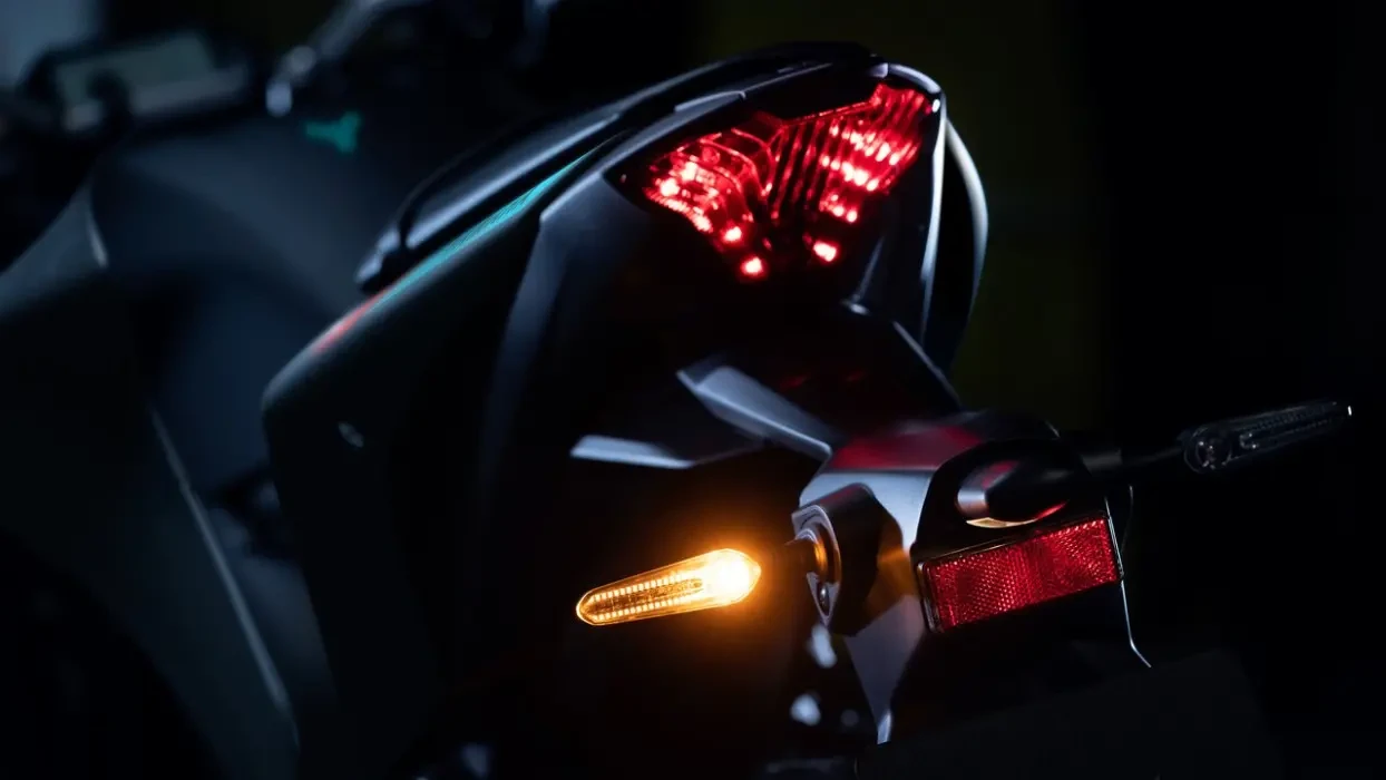 Detail image of Yamaha MT-03 LAMS roadster in grey/aqua colourway, rear tail light