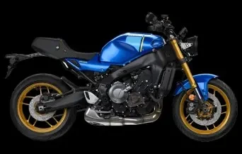 Studio image of Yamaha XSR900 in Blue Colourway, Available at Brisan Motorsports Islington